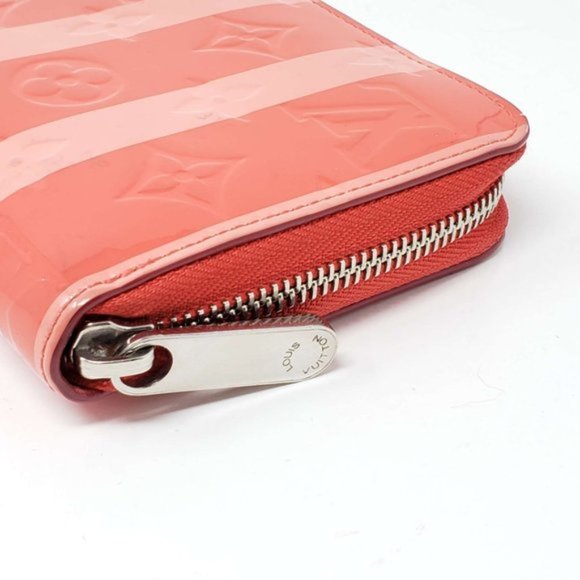 Auth Louis Vuitton Reiyuru Vernis Zippy Wallet - Picture 6 of 16